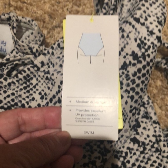 ALL IN MOTION / NWT/ Snake print/ Women's V-Neck Strappy Back Detail - Picture 7 of 9